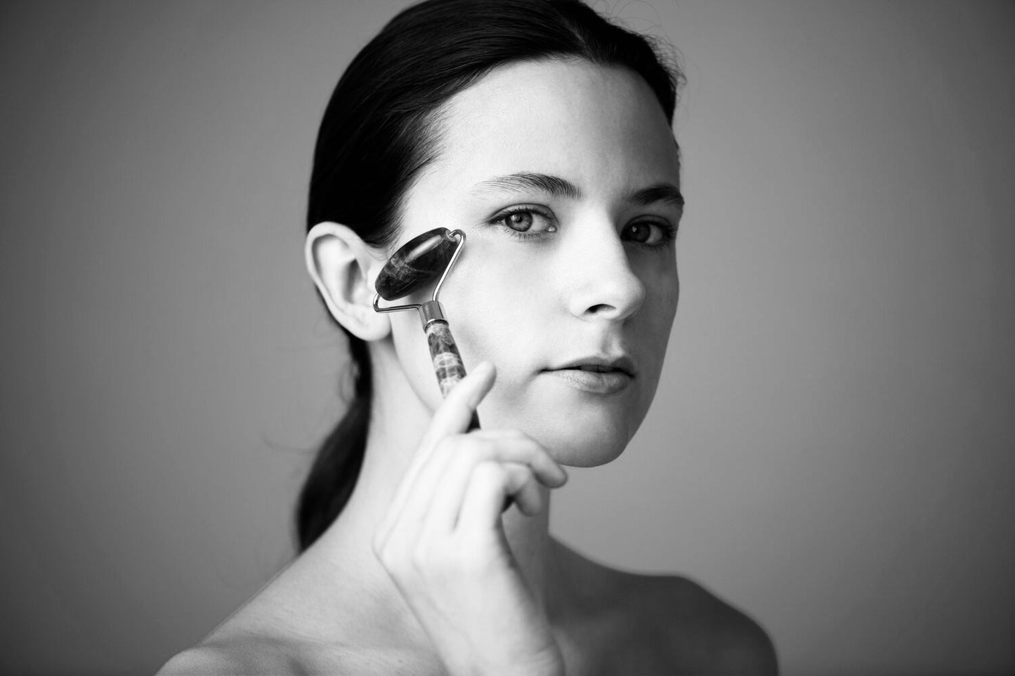 2 stks/zwarte multifunctionele hars gezichts-en oogmassagerollerset