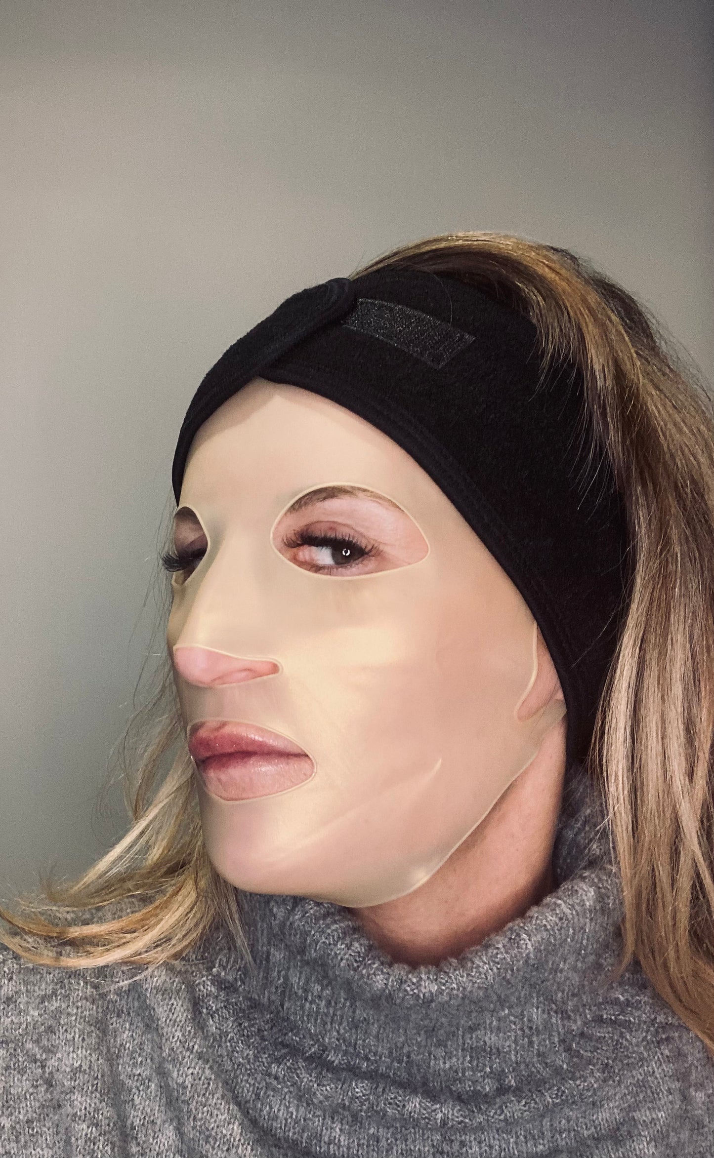 1 stuk gouden herbruikbaar gezichtsmasker met oorlussen